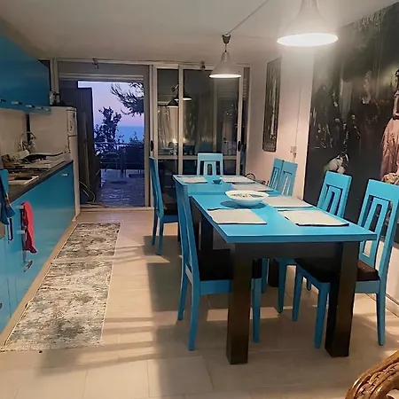 Apartament Me Kopesht Durrës