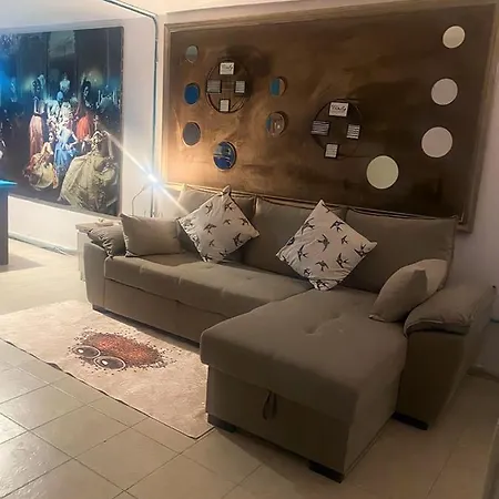 Apartament Me Kopesht Appartamento